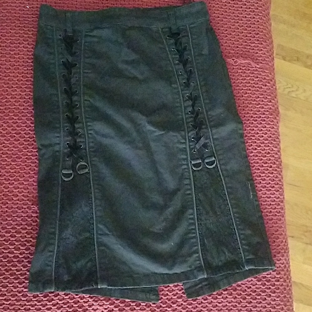 Black skirt